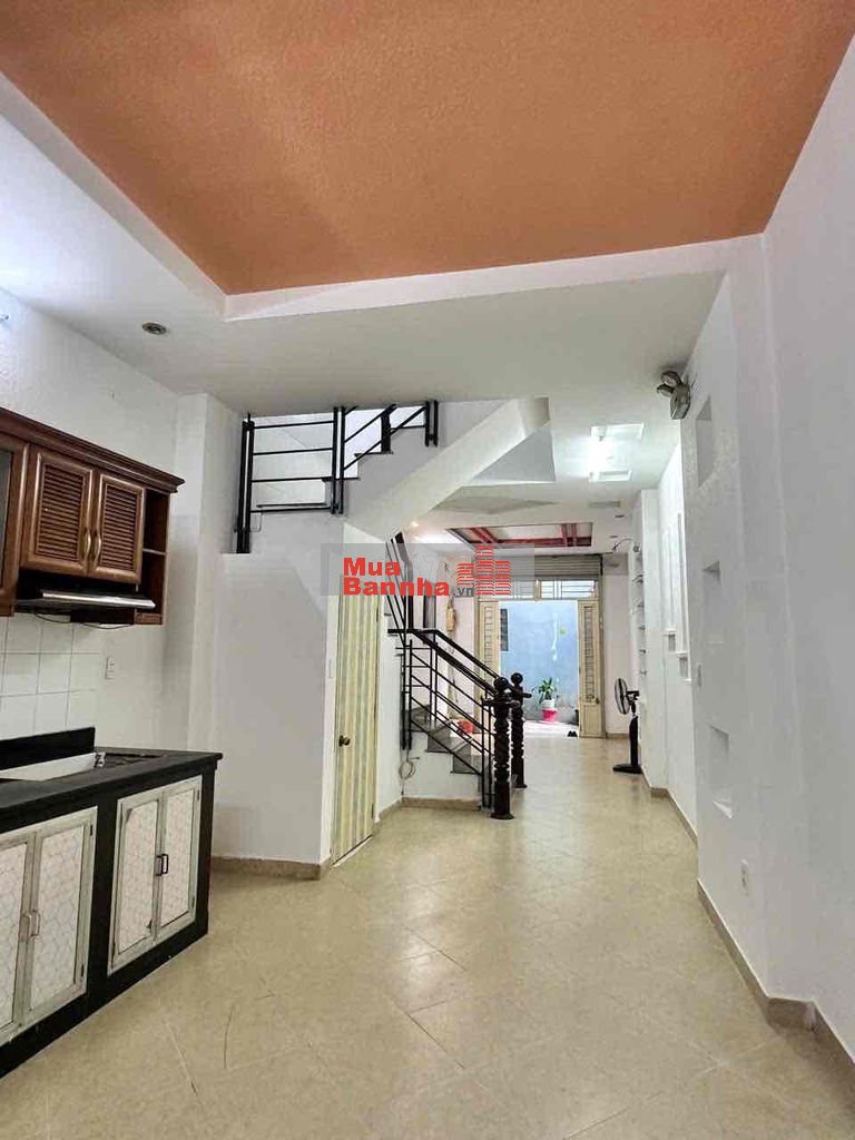 Nhà 3 Tầng P13 Tân Bình - Đối Diện E.Town - Gần Ga T3 - 5.6 Tỷ