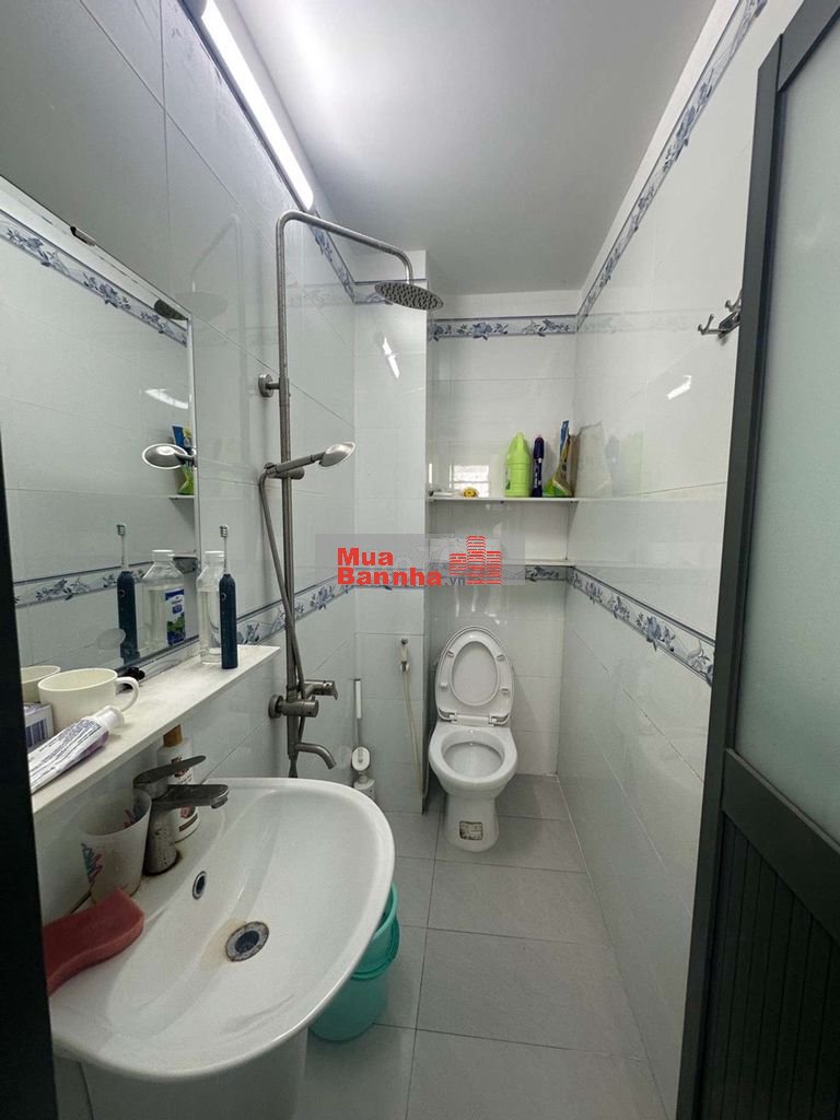Nhà 2 tầng nở hậu - 50m² HXH - Phạm Văn Chiêu - nhỉnh 5 tỷ