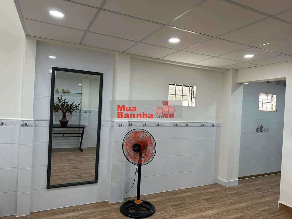 BÁN NHÀ CẤP 4 – NGAY CHỢ TĂNG NHƠN PHÚ