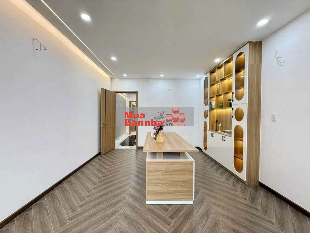 Siêu Phẩm 4m x 20m. Xây 5 Tầng Thang Máy Mặt Tiền Đường Thới An 12