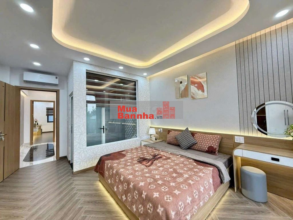 Siêu Phẩm 4m x 20m. Xây 5 Tầng Thang Máy Mặt Tiền Đường Thới An 12