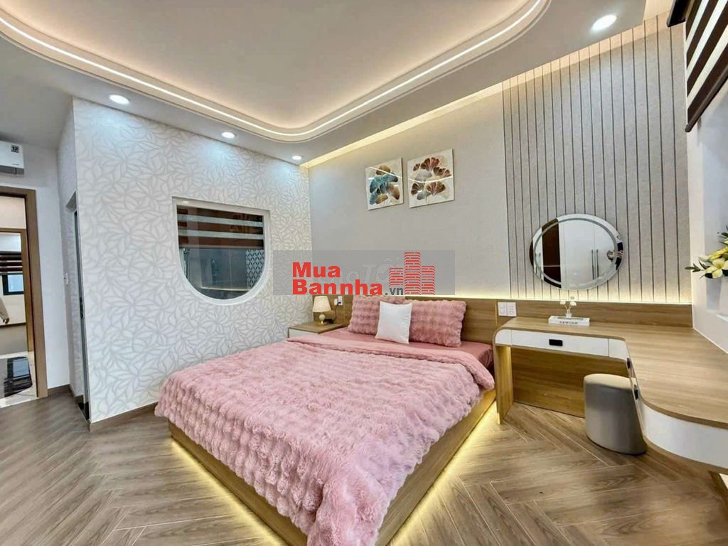 Siêu Phẩm 4m x 20m. Xây 5 Tầng Thang Máy Mặt Tiền Đường Thới An 12