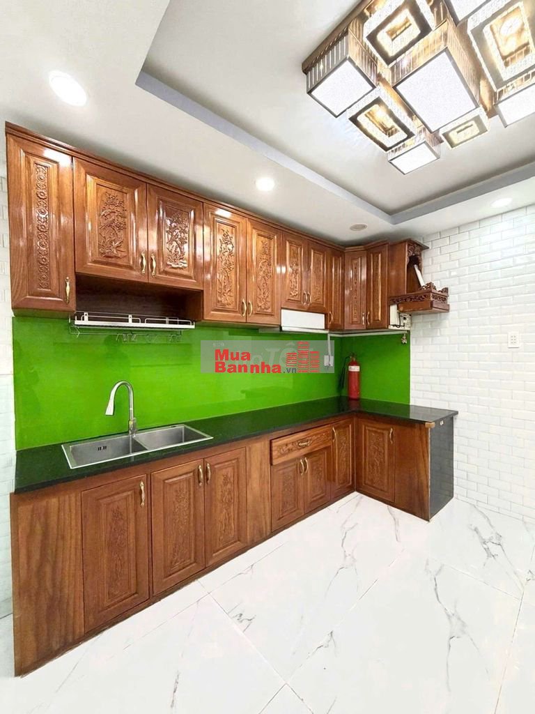 Bán nhà hẻm xe hơi thông, 5 tầng, Hoàng Hoa Thám Bình Thạnh