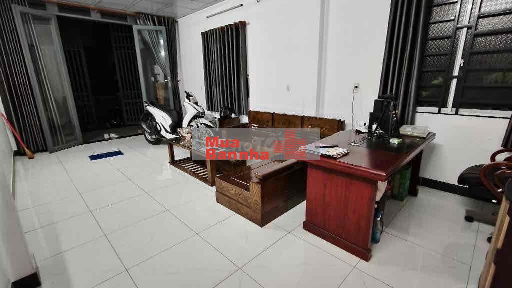 🔥 BÁN NHÀ CẤP 4 GÁC LỬNG – 3 PHÒNG NGỦ – ĐƯỜNG Ô TÔ ĐỖ CỬA 🔥