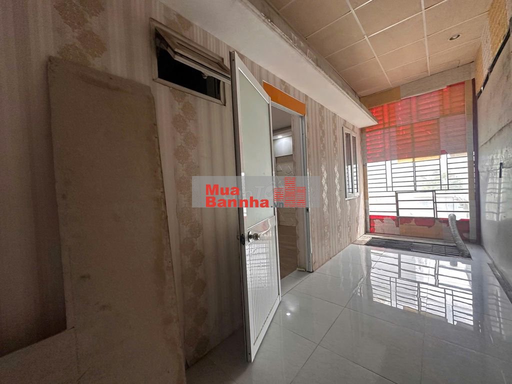 Bán nhà 108m2 ( 6x18 ), sổ sẵn, mặt tiền 20m Trịnh Quang Nghị, Phú Lợi
