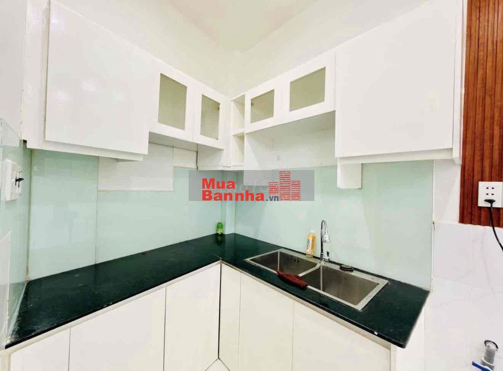 ✅Nhà có sổ hồng dsh , dt : 3,5 x 7 , khu dân cư hiện hữu🏡