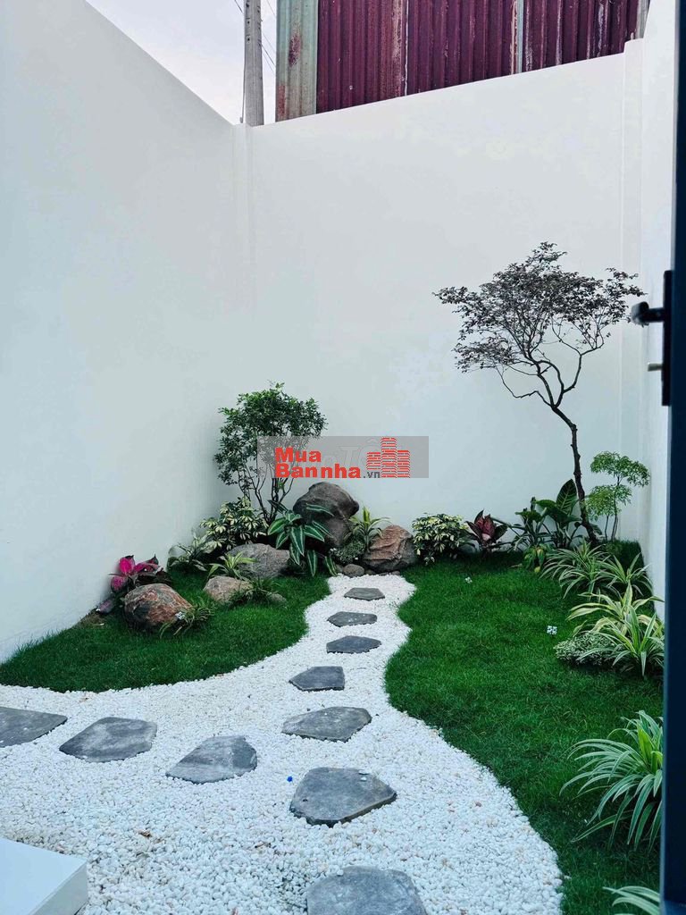 Bán nhà mặt tiền Phạm Văn Sáng 187m2 gần chợ Đại Hải sổ hồng riêng