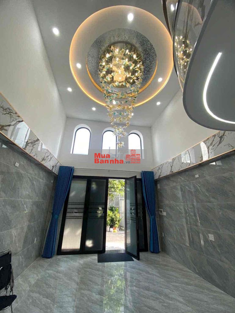 Nhà 4 tầng mới đẹp Thang máy hẻm 8m Văn Cao Tân Phú