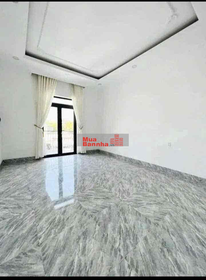 BÁN GẤP NHÀ ĐƯỜNG TỈNH LỘ 826