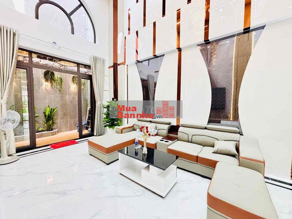 Bán nhà 4x20m 1 trệt lửng 4 lầu st 6PN 9WC full nội thất Có thang máy