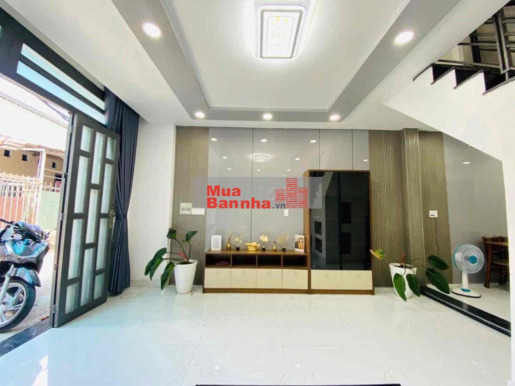 Bán nhà sổ hồng riêng apđ gần đại học nguyễn tất thành sh riêng