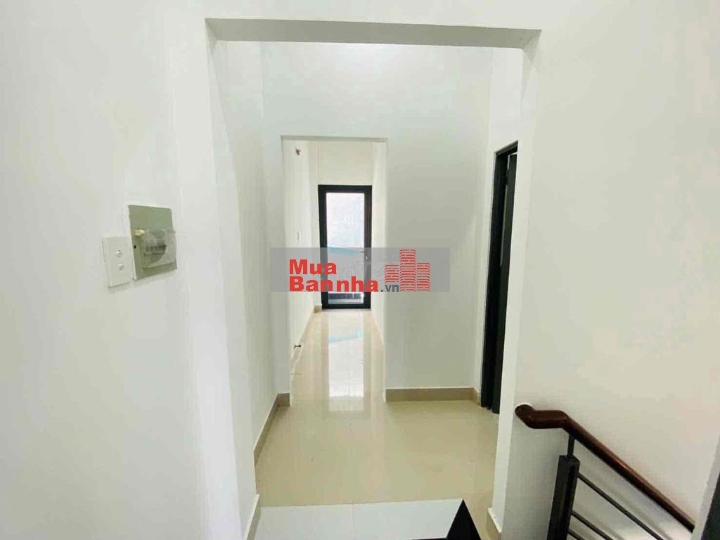 Bán nhà sổ hồng riêng apđ gần đại học nguyễn tất thành sh riêng