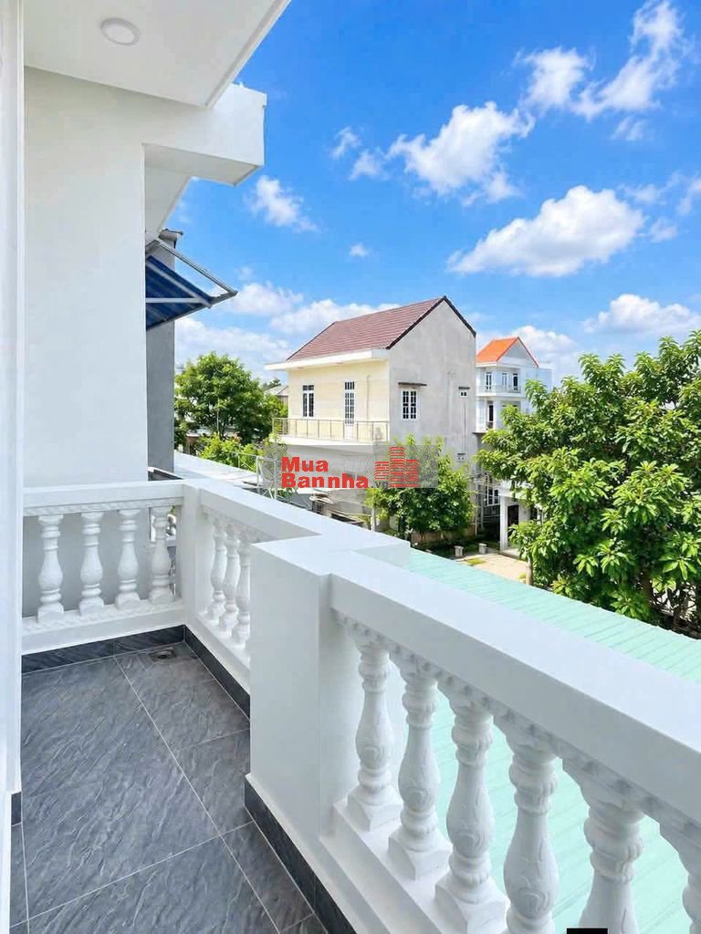 Nhà Bình Nhâm Hoàn Công Đầy Đủ 6*20