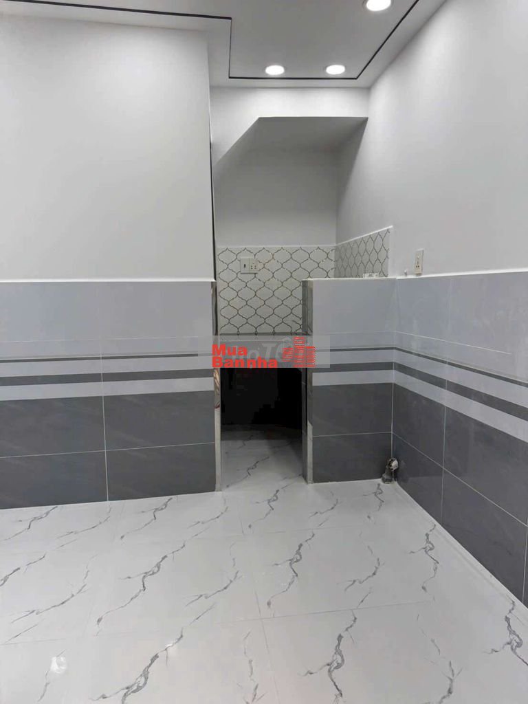 BÁN NHÀ NHỎ MỚI XÂY DANH CHO VK CK MỚI CƯỚI