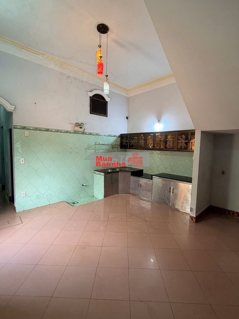Bán nhà 1 trệt 1 lầu mặt tiền đường Tân Xuân 5mx18m,1/30m Tô Ký 5,9 tỷ
