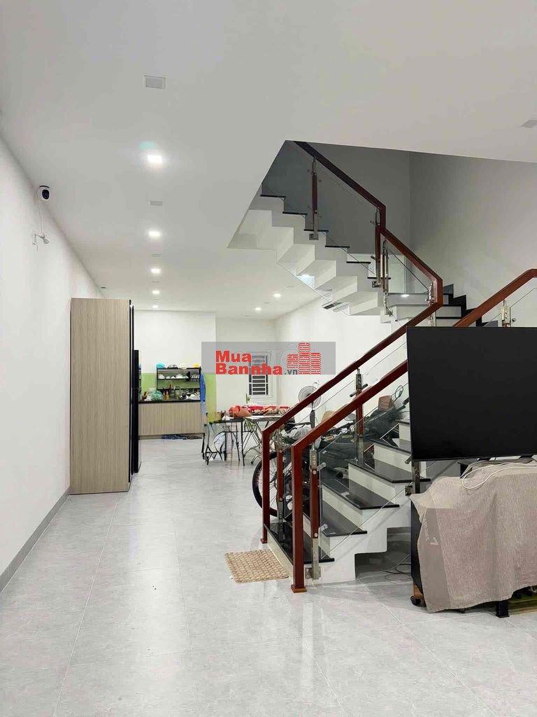 Bán Căn Nhà 3 Tầng Đường Bàu Làng 3
