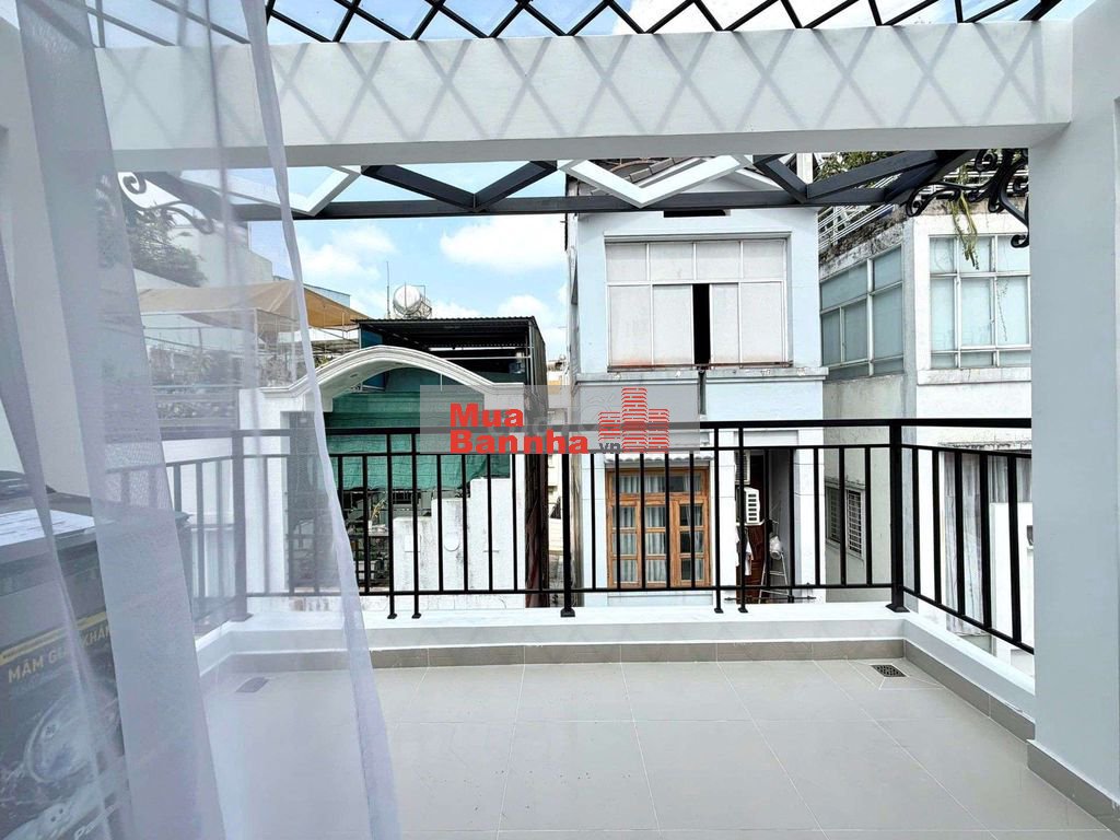 Bán nhà mới đẹp 5 tầng, Trần Quang Diệu, quận 3, chỉ 9,9 tỷ