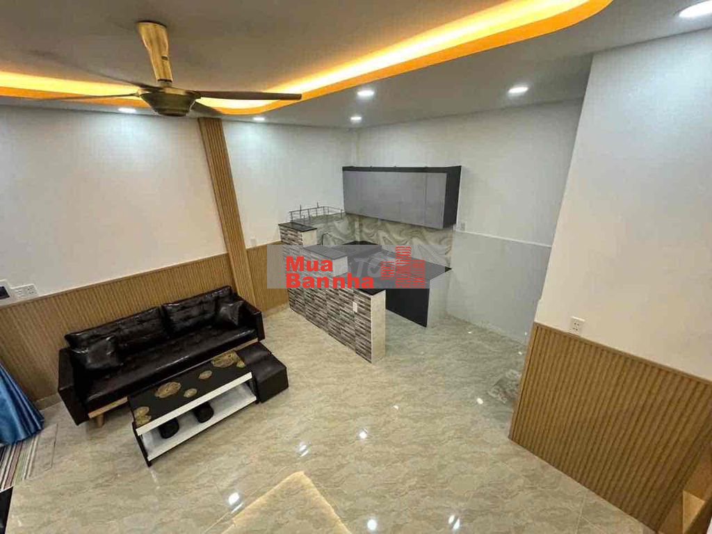 nhà đẹp 4-5 thành viên ở ngay sau chợ minh phát ngã tư ga q12