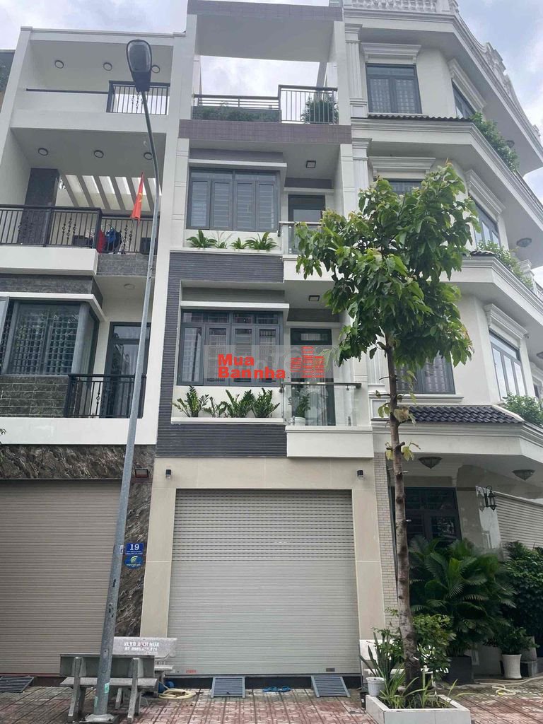 Bán Nhà Phú Hồng Thịnh 6 cho người thiện chí tại Đông Hoà
