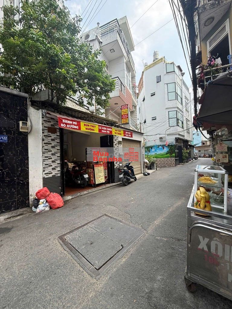 NHÀ 47M2 - 3 TẦNG - HẺM XE HƠI - HOÀNG HOA THÁM - CHỈ HƠN 8 TỶ