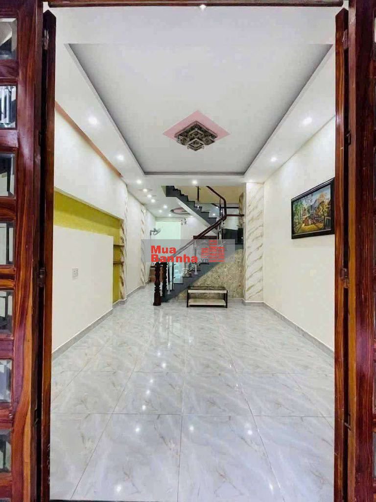 Nhà 2 tầng 4 x 15m - Giá : 3 tỷ 900. Đường Nguyễn Thị Kiểu