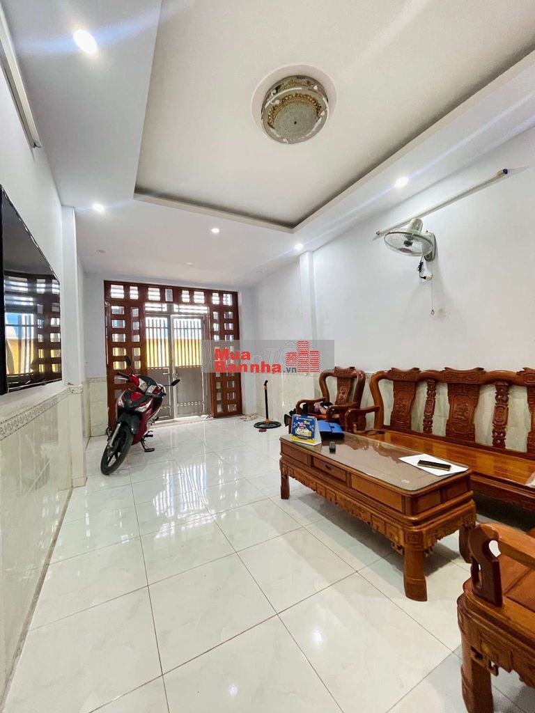 50M2 2 tầng - Emart Phan Huy Ích - Hẻm thông 3M siêu tiện ích