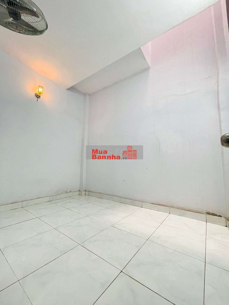 50M2 2 tầng - Emart Phan Huy Ích - Hẻm thông 3M siêu tiện ích