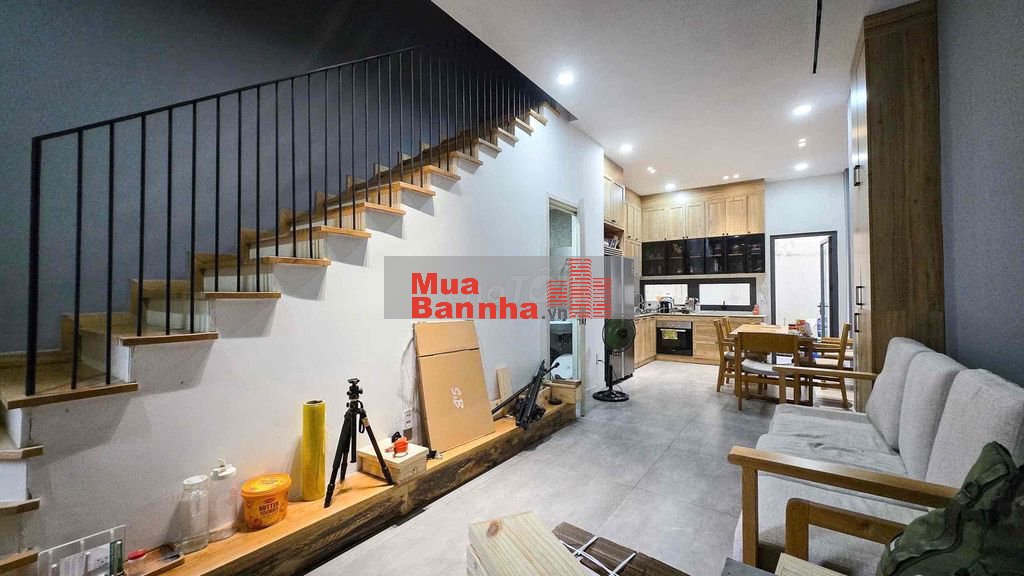 BÁN NHÀ 3 LẦU ĐƯỜNG 10M KDC ĐỒNG BỘ - SÁT ĐƯỜNG SỐ 2 TRƯỜNG THỌ