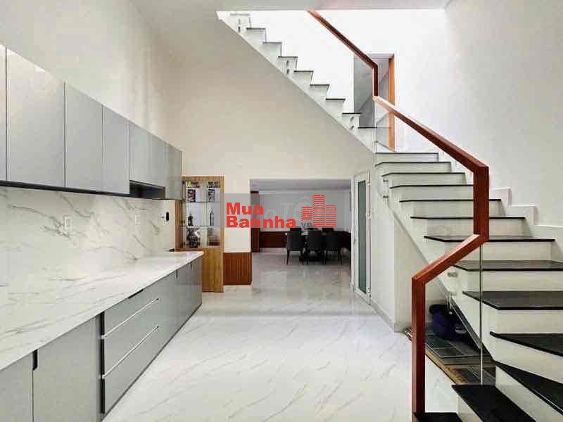 GIÁ CHỈ CÒN 6,4 TỶ – NHÀ 3 LẦU ĐỐI DIỆN CỔNG TRƯỜNG PHAN TÂY HỒ 🔥