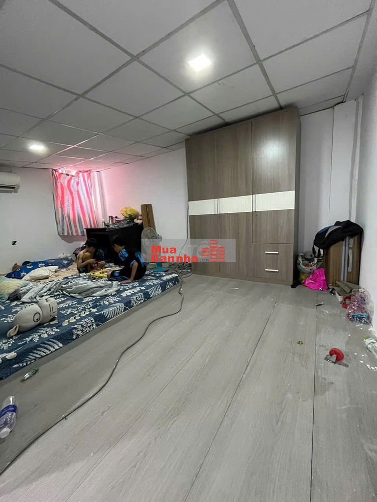 Nhà sổ riêng gần ủy ban thạnh Xuân Q12 nhà 2pn 48m2