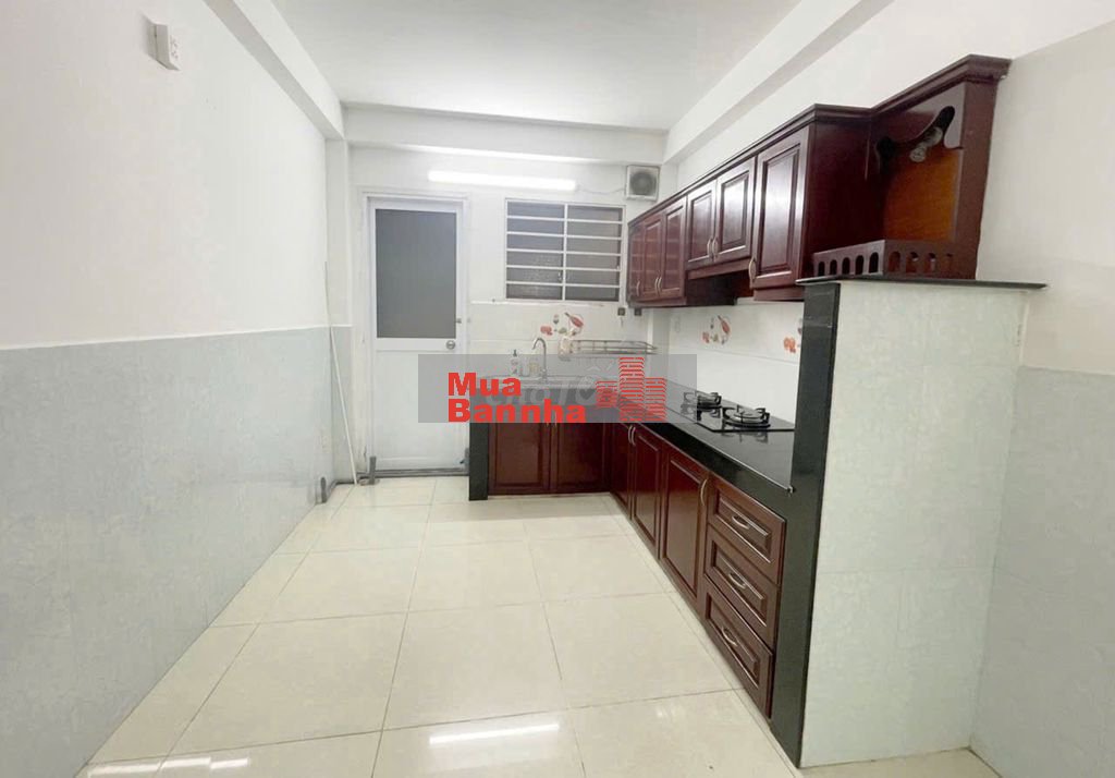 Gấp bán HẺM 2 XE HƠI - Nhà 3tầng x 46 m² thông ra Trường Sa, Phú Nhuận