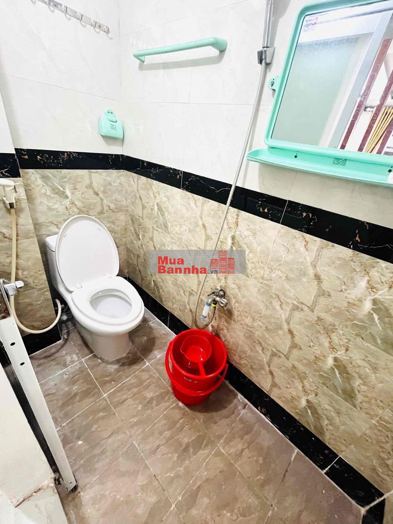 Nhà Sổ Chung lầu trệt gần trường tiểu học Đông Hoà C