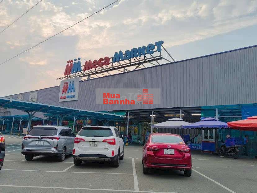 BÁN NHÀ CẤP 4 –TÂN THỚI HIỆP QUẬN 12 – HXH – CÁCH MEGAMARKET 200M