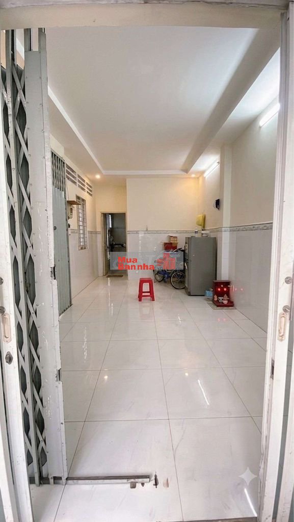 Bán nhà hẻm xe hơi Nguyễn Kiệm, Gò Vấp 35m2, 2 tầng, chíỉ nhỉnh 4 tỷ