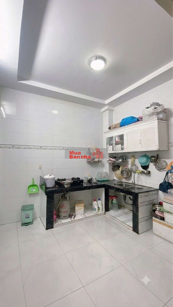 Bán nhà hẻm xe hơi Nguyễn Kiệm, Gò Vấp 35m2, 2 tầng, chíỉ nhỉnh 4 tỷ