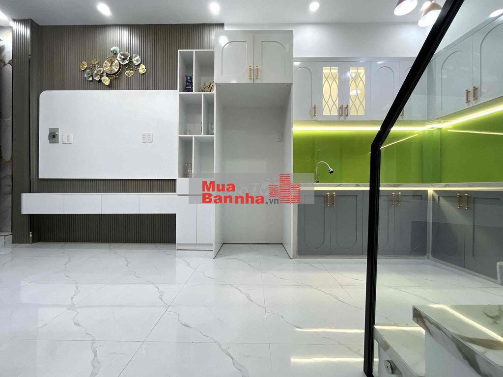 Hẻm 2 ô tô né nhau 1627 Huỳnh Tấn Phát DT:3,5x7m 2Tầng 2PN 2WC