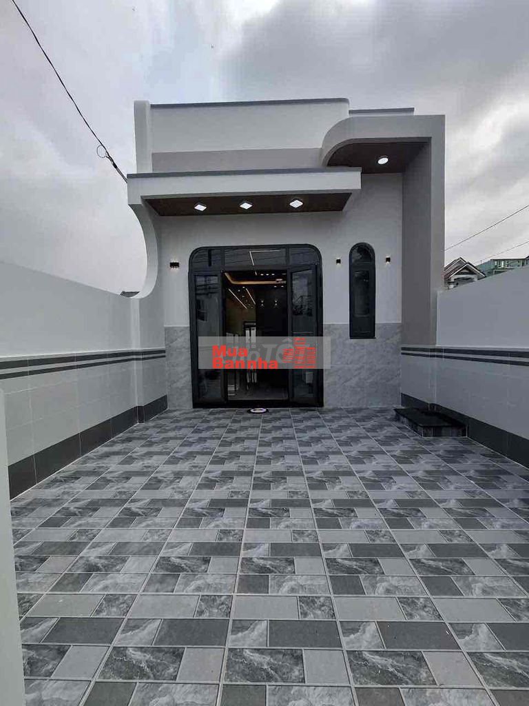Nhà thổ cư xây kiểu vườn 5x20 giá full 685tr