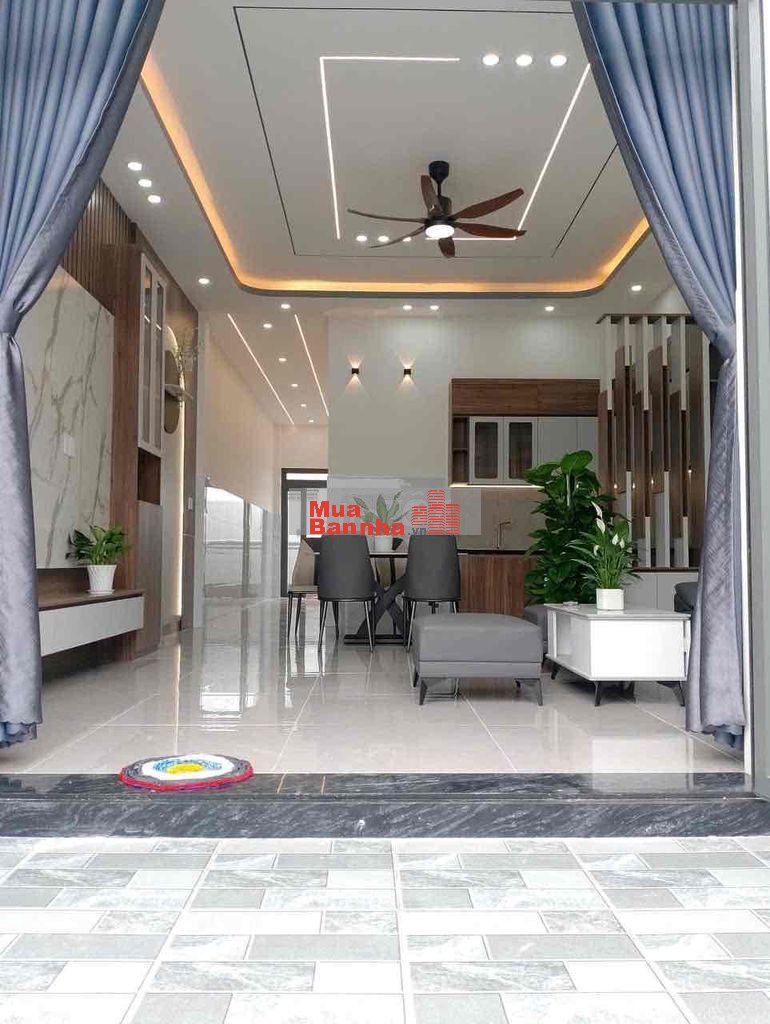 Nhà thổ cư xây kiểu vườn 5x20 giá full 685tr