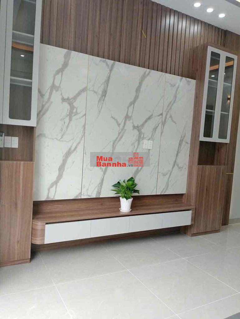 Nhà thổ cư xây kiểu vườn 5x20 giá full 685tr