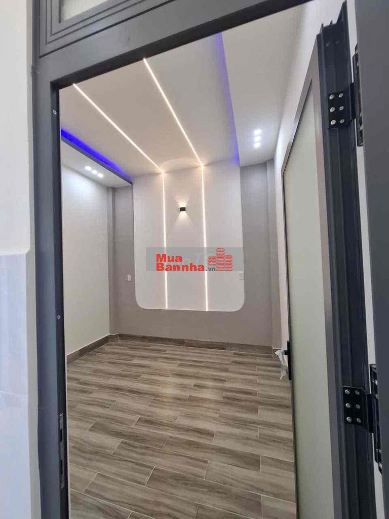 Nhà thổ cư xây kiểu vườn 5x20 giá full 685tr