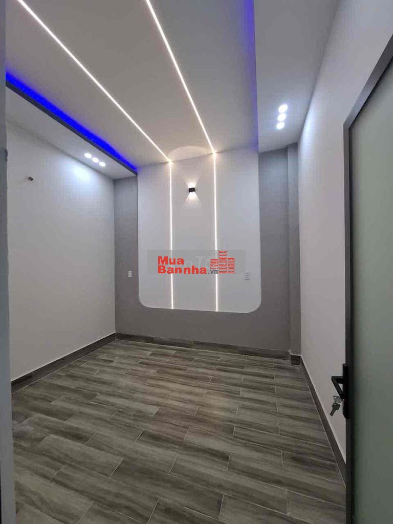 Nhà thổ cư xây kiểu vườn 5x20 giá full 685tr