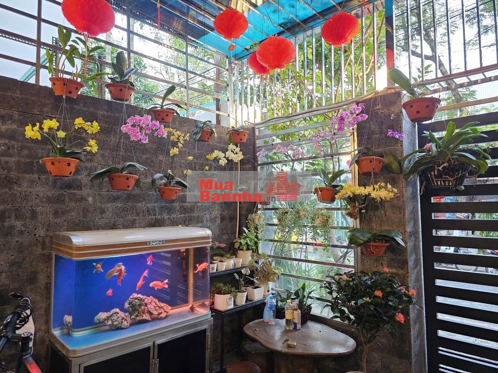 Bán Nhà 2,5 Tầng, Xây Dựng Kiên Cố, Móng 3 Tầng, Có Thép Để Nâng Tầng