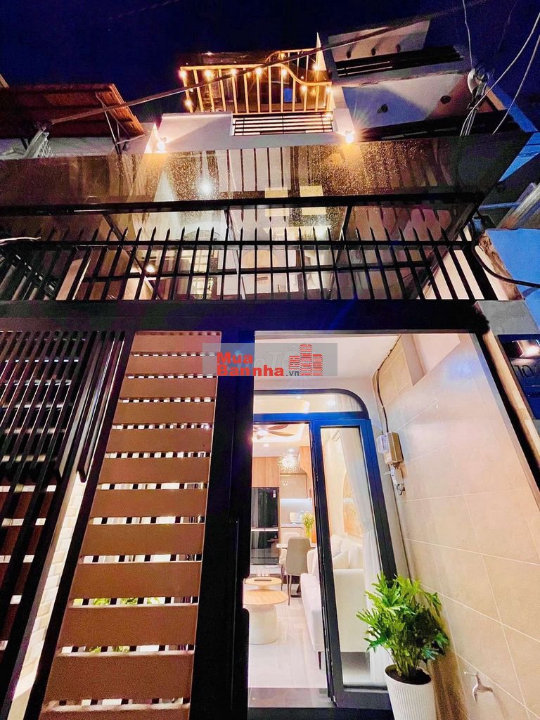 Bán nhà 3 tầng, 3 phòng ngủ, Hoàng Hoa Thám, Bình Thạnh