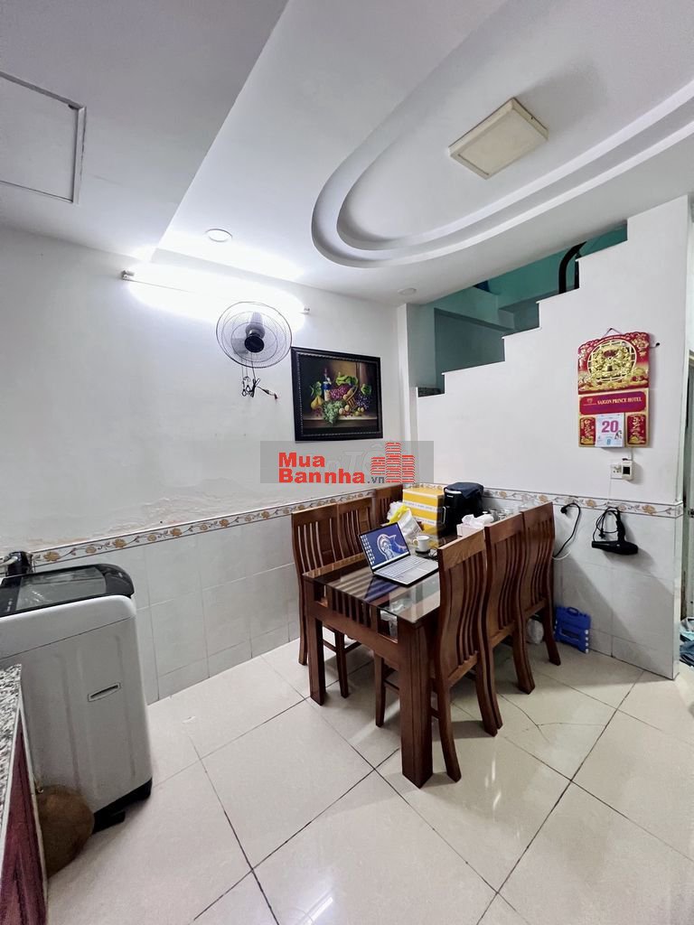 EM CHÍNH CHỦ BÁN NHÀ CHỈ 3 TỶ 2 CÒN THƯƠNG LƯỢNG VỚI KHÁCH THIỆN CHÍ
