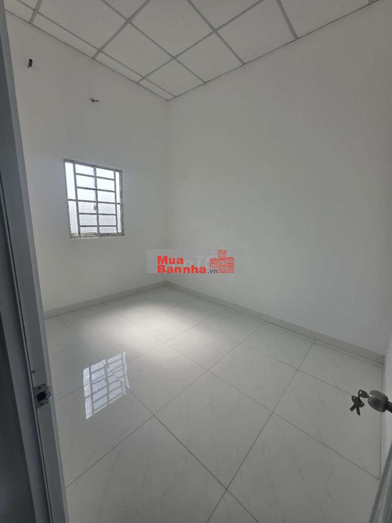 Bán gấp nhà giáp Hóc Môn gần Ngã Ba Mỹ Hạnh
