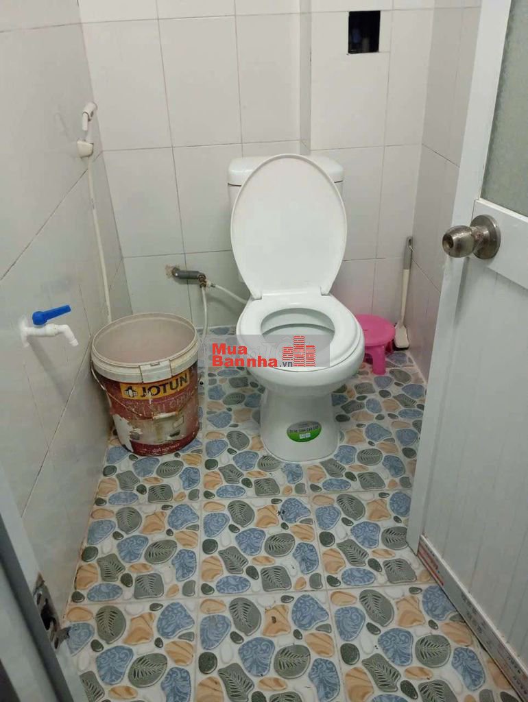 nhà cần bán.