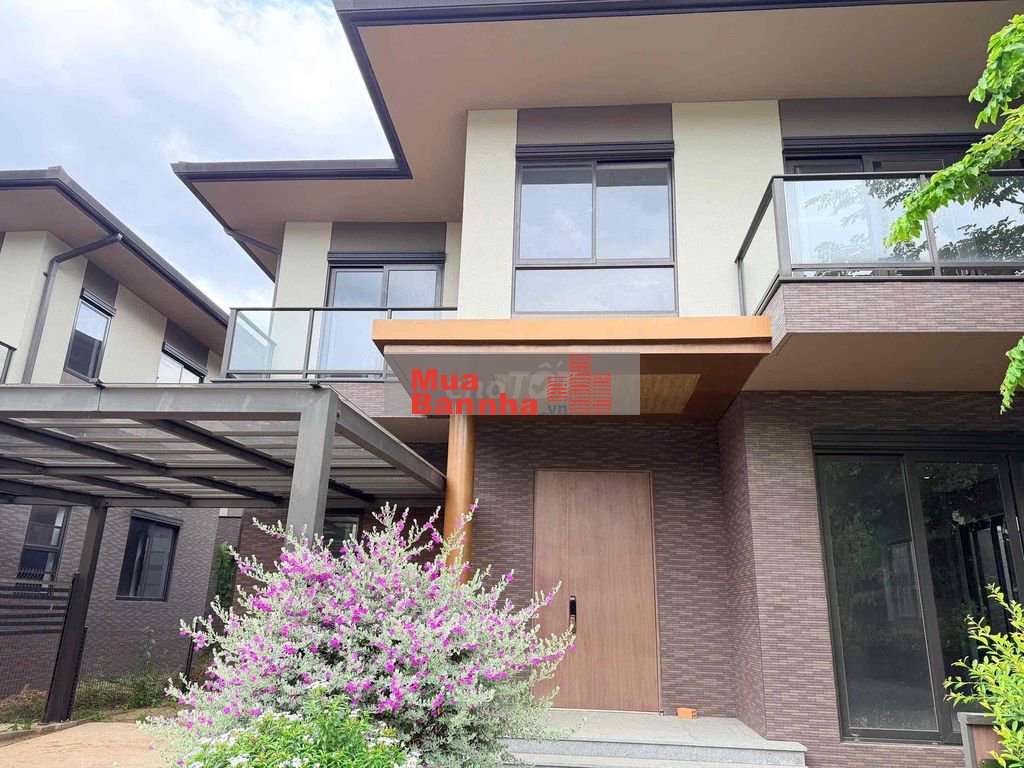 Bán Biệt thự đơn lập Waterpoint 262m2 giá 9,5 tỷ