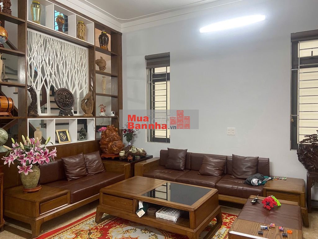 Nhà 2 tầng 3 thoáng ngõ ô tô tránh ở Kim Hoa Mê Linh Hà Nội.