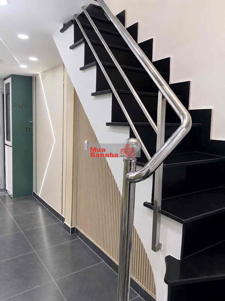 chính chủ nhà đẹp Hàng Xanh gần hẻm xe tải 3 tỷ nhỉnh