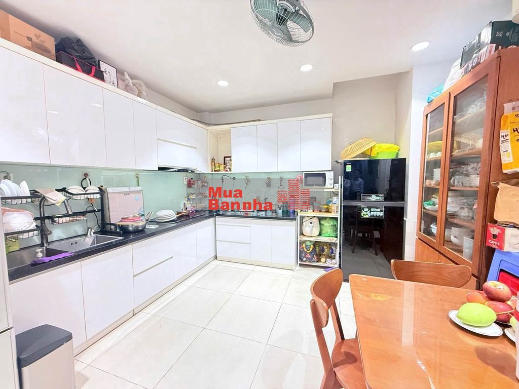 Bán xã lỗ nhà mặt phố 4 tầng, 52m2 tại Tân Quý.Chỉ nhỉnh 9 tỷ